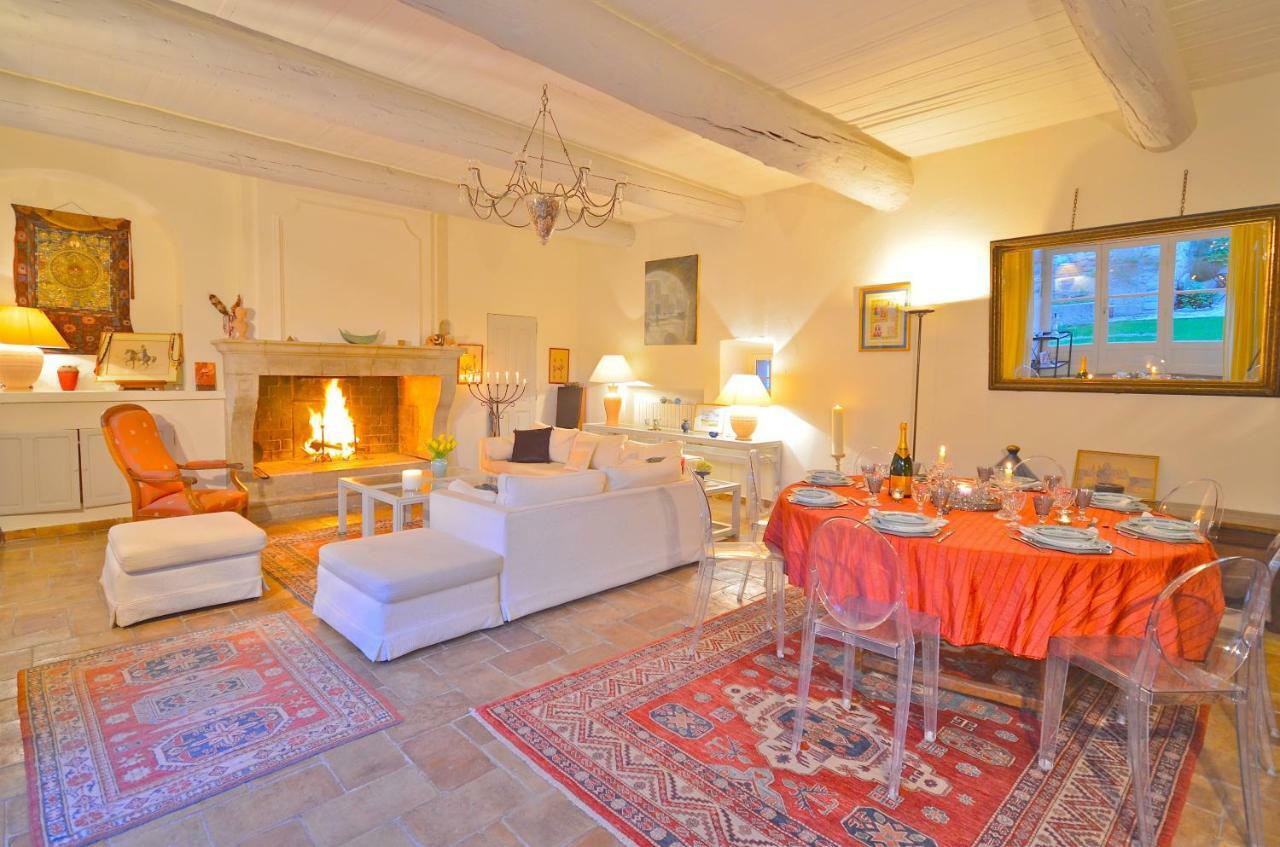Ferme St Roch Villa Robion en Luberon Exterior photo